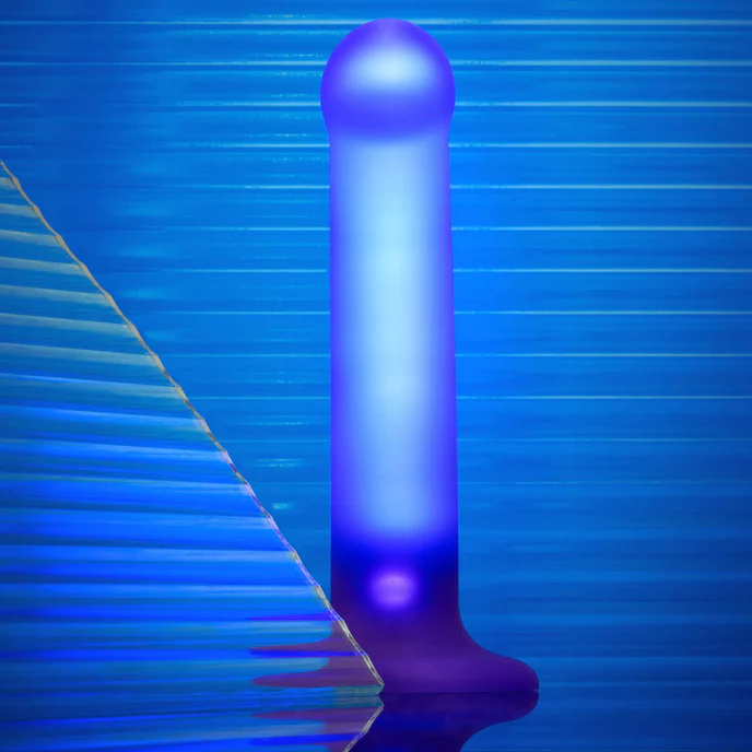 Glow Dildo LED Semi Realistic Strap On Me 4.webp