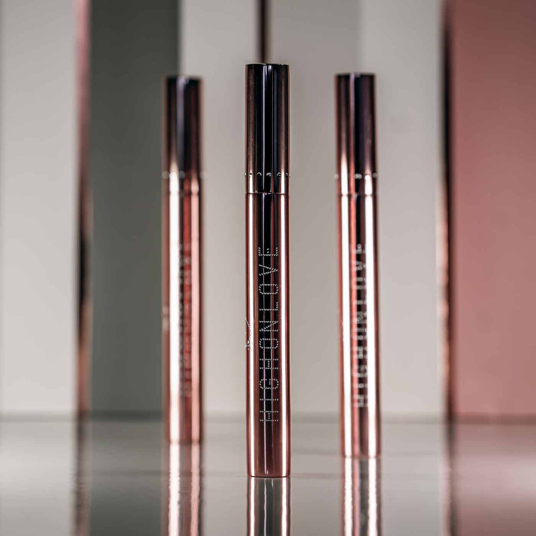 Plumping Lip Gloss for Couples by HighOnLove – 7 ml - Image 3